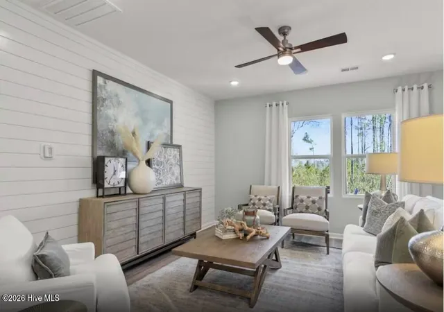Photo 4 of Single family home for sale at 530 Glitter Bay Loop, Shallotte, NC 28470 | MLS# 100572674 | Listing updated on 2026-10-08