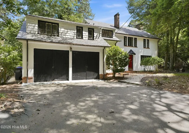 Photo 2 of Single family home for sale at 145 Highland Rd, Southern Pines, NC 28387 | MLS# 100582154 | Listing updated on 2026-08-18