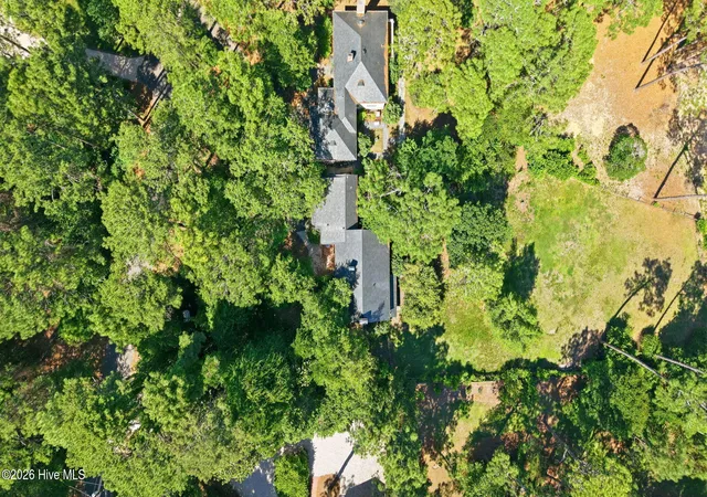 Photo 4 of Single family home for sale at 145 Highland Rd, Southern Pines, NC 28387 | MLS# 100582154 | Listing updated on 2026-08-18