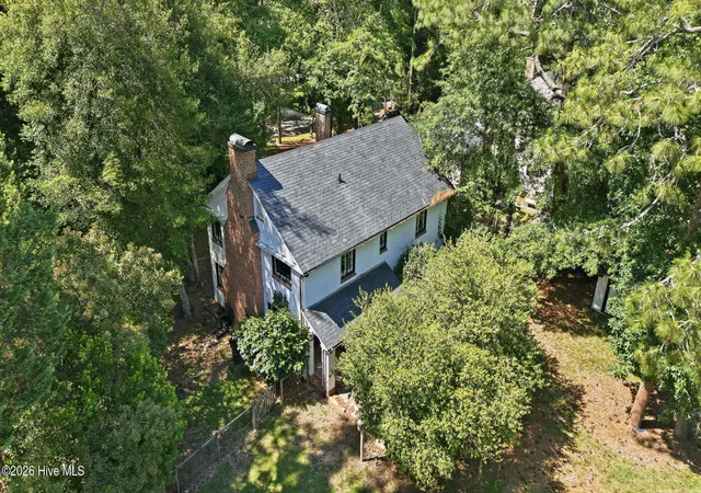 Photo 5 of Single family home for sale at 145 Highland Rd, Southern Pines, NC 28387 | MLS# 100582154 | Listing updated on 2026-08-18
