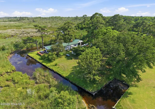 3rd image of 132 Poplar Bay Rd, Poplar Branch, NC 27965 | MLS# 100586498