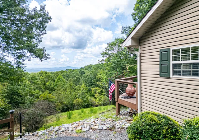 Photo 2 of Single family home for sale at 762 Mary King Mountain Dr, Murphy, NC 28906 | MLS# 100595785 | Listing updated on 2026-08-18