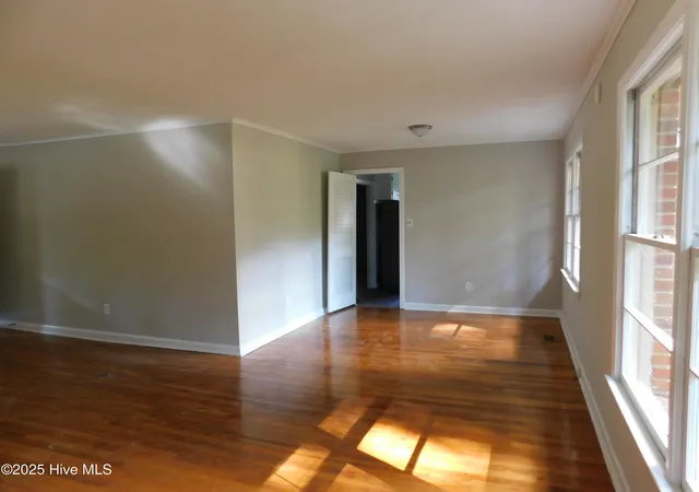 Homes for sale in Laurinburg, NC | 1303 Franklin Ave, Laurinburg, NC 28352 | MLS# 100530486