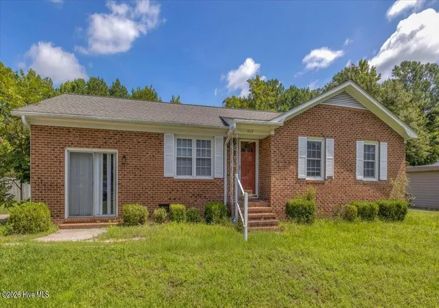 Photo 1 of Single family home for sale at 4119 Fairlawn Dr, Wilmington, NC 28405 | MLS# 100595647 | Listing updated on 2026-09-12
