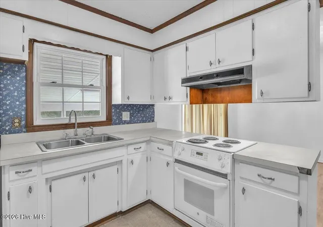 Photo 3 of Single family home for sale at 4119 Fairlawn Dr, Wilmington, NC 28405 | MLS# 100595647 | Listing updated on 2026-09-27
