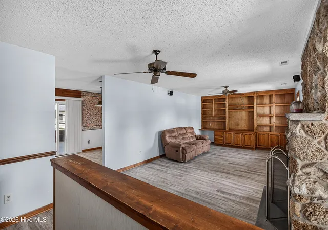 Photo 3 of Single family home for sale at 282 Riggs Rd, Hubert, NC 28539 | MLS# 100592300 | Listing updated on 2026-08-18