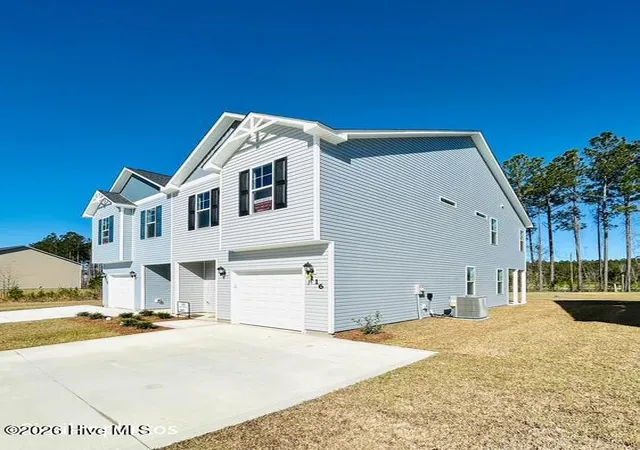 Photo 3 of Townhouse for sale at 107 Chestnut Hl Dr, Jacksonville, NC 28546 | MLS# 100595509 | Listing updated on 2026-08-18