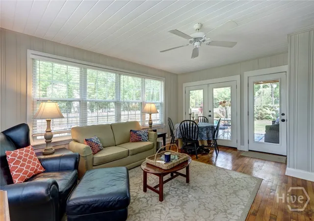 Homes for sale in Savannah, GA | 423 E 57Th St, Savannah, GA 31405 | MLS# SA355915
