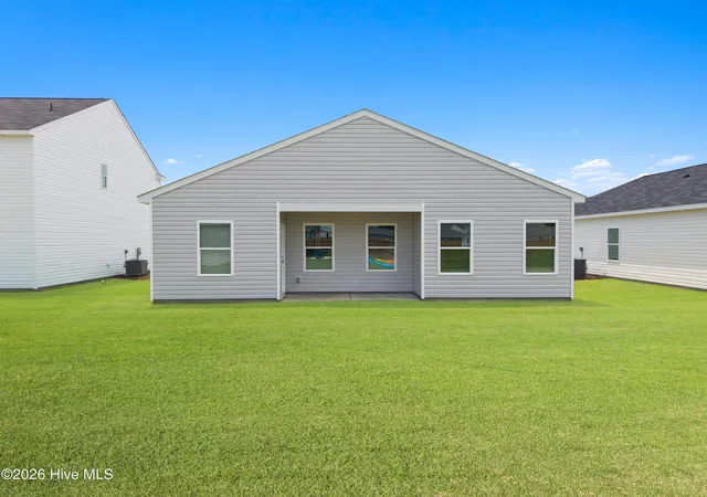 Photo 4 of Single family home for sale at 201 Hamlet Ct, Richlands, NC 28574 | MLS# 100599952 | Listing updated on 2026-09-21