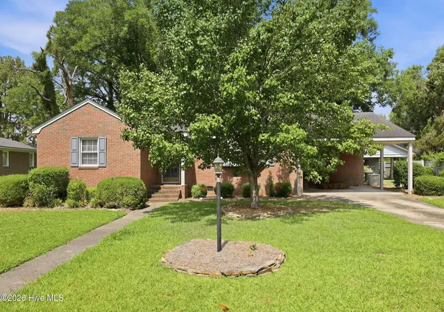 Photo 1 of Single family home for sale at 3284 N Walnut St, Farmville, NC 27828 | MLS# 100590446 | Listing updated on 2026-08-18