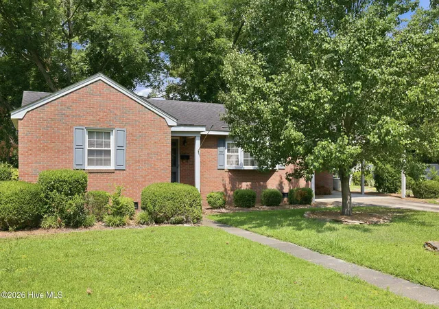 Photo 2 of Single family home for sale at 3284 N Walnut St, Farmville, NC 27828 | MLS# 100590446 | Listing updated on 2026-08-18