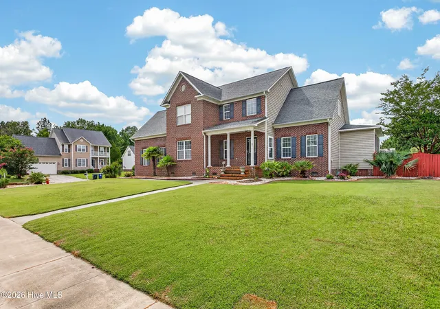 Photo 2 of Single family home for sale at 300 Londonberry Ln, Jacksonville, NC 28540 | MLS# 100589687 | Listing updated on 2026-08-18