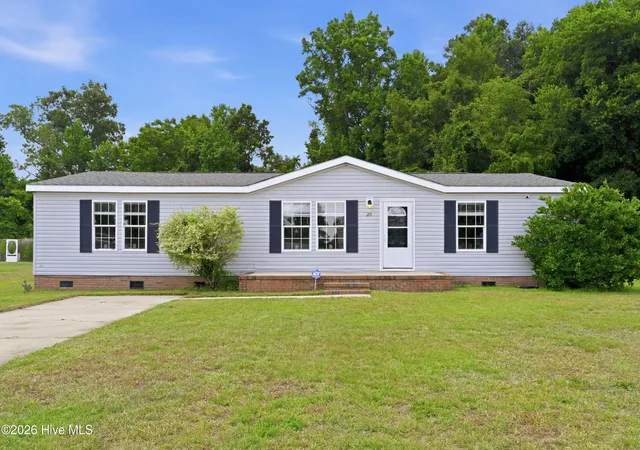 1st image of 129 Magnolia Gardens Dr, Jacksonville, NC 28540 | MLS# 100586960
