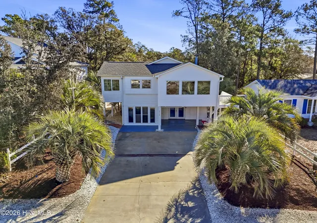 Photo 1 of Single family home for sale at 212 Ne 35th Street, Oak Island, NC 28465 | MLS# 100561178 | Listing updated on 2026-10-05