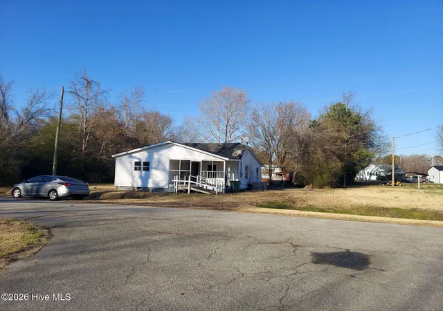 Photo 3 of Single family home for sale at 1132 4th Street, Robersonville, NC 27871 | MLS# 100584895 | Listing updated on 2026-09-22