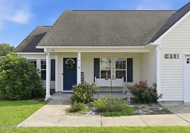 Photo 3 of Single family home for sale at 411 Dylan Ct, Beulaville, NC 28518 | MLS# 100592487 | Listing updated on 2026-08-18