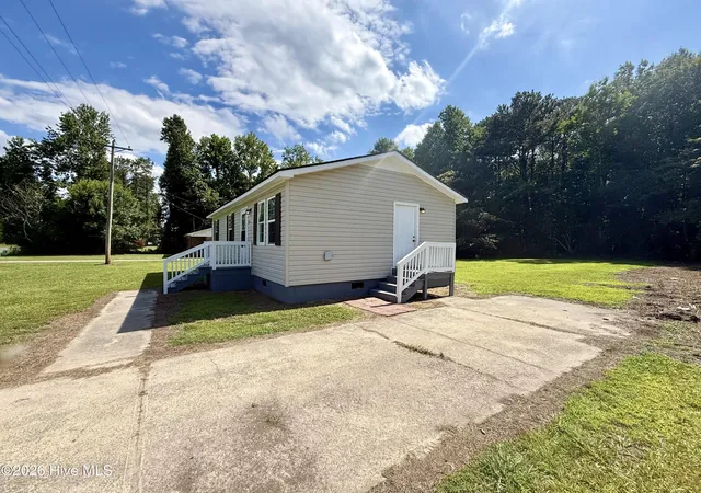 Photo 4 of Single family home for sale at 813 Meadow Rd, Colerain, NC 27924 | MLS# 100582797 | Listing updated on 2026-08-18