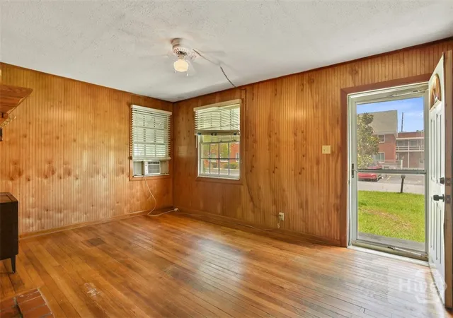 Photo 4 of Single family home for sale at 403 Pinehurst Pl, Port Wentworth, GA 31407 | MLS# SA362096 | Listing updated on 2026-10-09