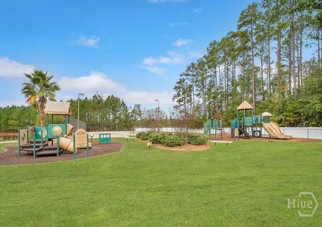 Homes for sale in Richmond Hill, GA | 85 Willow Oaks Dr, Richmond Hill, GA 31324 | MLS# SA359015