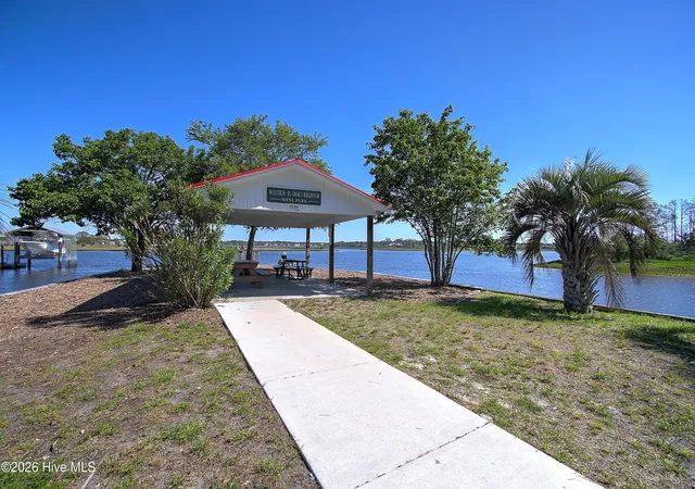 37th image of 112 Se 22nd St, Oak Island, NC 28465 | MLS# 100556600
