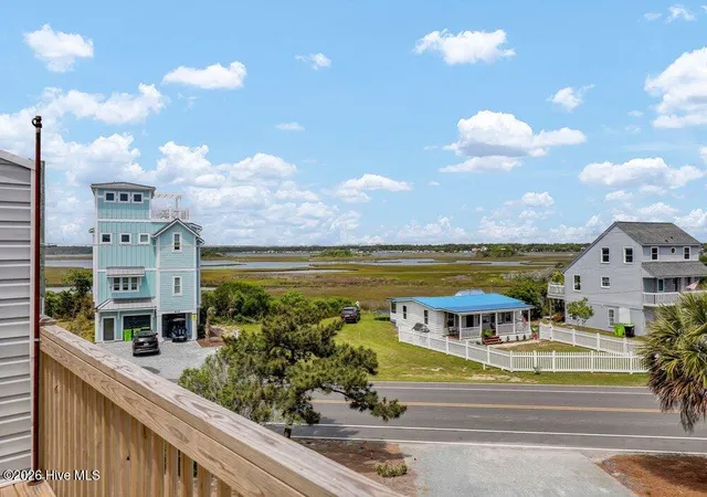 Photo 4 of Townhouse for sale at 221 Lazy Day Dr, Surf City, NC 28445 | MLS# 100572215 | Listing updated on 2026-09-17
