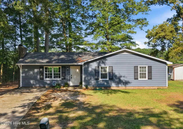 Homes for sale in Kinston, NC | 1704 Farmgate Rd, Kinston, NC 28504 | MLS# 100587240