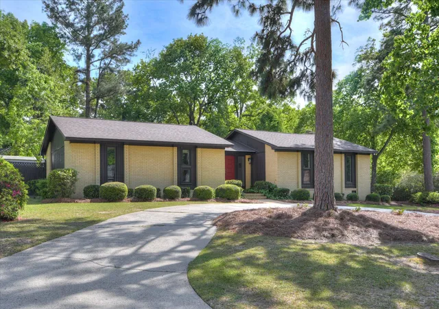 1st image of 31 Deerwood Dr, Aiken, SC 29803 | MLS# 98256075