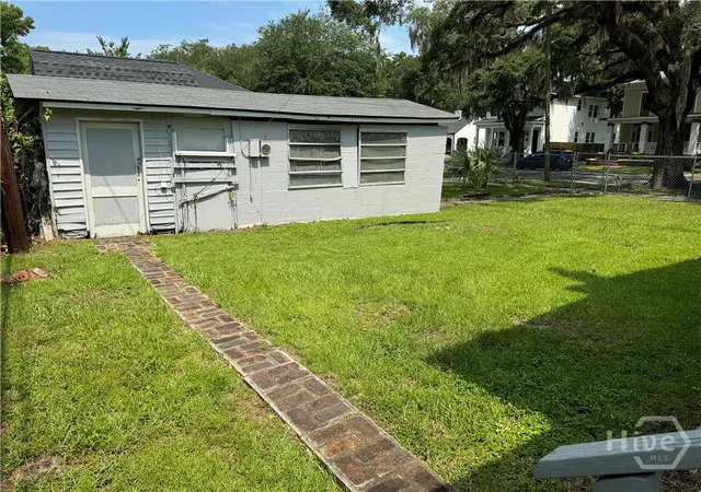 Homes for sale in Savannah, GA | 737 E 37th St, Savannah, GA 31401 | MLS# SA336205