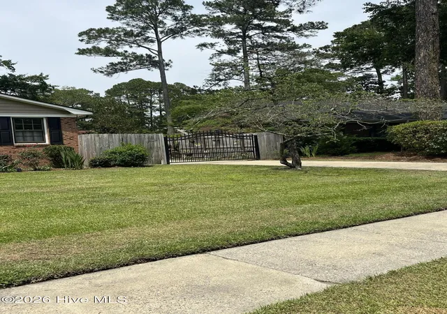 Photo 4 of Single family home for sale at 1209 W Highland Ave, Kinston, NC 28501 | MLS# 100577054 | Listing updated on 2026-08-18