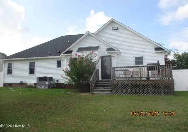 Homes for sale in Winterville, NC | 726 E Main St, Winterville, NC 28590 | MLS# 100585147