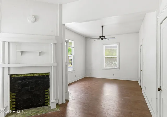 Listing Photo 4 - Condo for sale in building located at 623 S 6th St, Wilmington, NC 28401