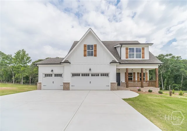 Homes for sale in Covington, GA | 348 Pinewood Dr, Covington, GA 30014 | MLS# CL357771