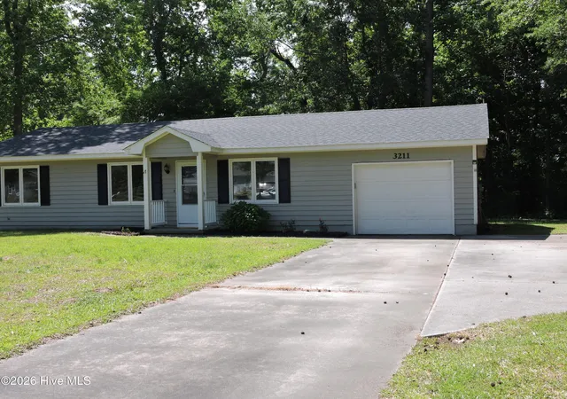 Photo 4 of Single family home for sale at 3211 Old Gate Rd, Morehead City, NC 28557 | MLS# 100596023 | Listing updated on 2026-09-08