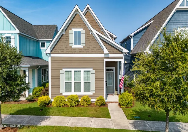 Photo 2 of Single family home for sale at 317 Sea Hawk St, Beaufort, NC 28516 | MLS# 100599832 | Listing updated on 2026-09-01