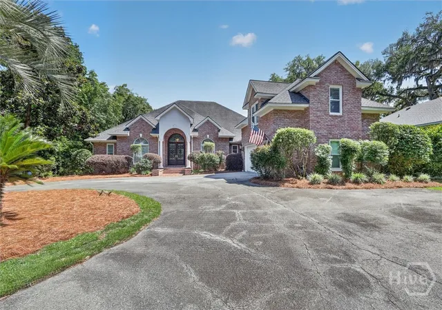 Homes for sale in Richmond Hill, GA | 56 Mingarry Dr, Richmond Hill, GA 31324 | MLS# SA356289
