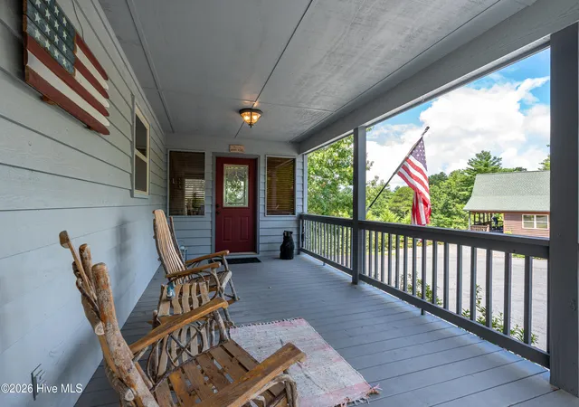 Photo 4 of Single family home for sale at 98 Dunrunnin Pointe, Murphy, NC 28906 | MLS# 100593826 | Listing updated on 2026-09-10