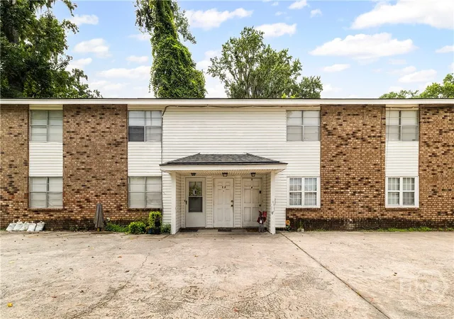 Multi family home for sale at 9 Hampstead Ave, Savannah, GA 31405 | MLS# SA337331