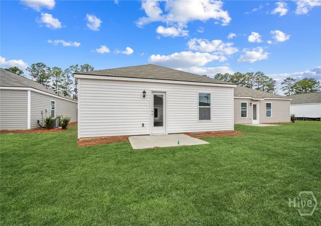 2nd image of 1074 Lakes Blvd, Brunswick, GA 31525 | MLS# SA360411