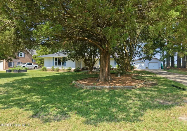Photo 3 of Single family home for sale at 119 Russell Dr, Hertford, NC 27944 | MLS# 100596405 | Listing updated on 2026-09-22