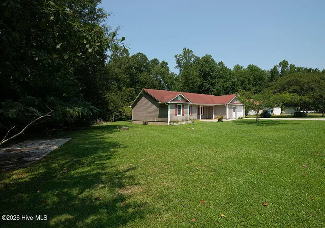 Photo 3 of Single family home for sale at 630 Greystone Ave, Jacksonville, NC 28540 | MLS# 100595823 | Listing updated on 2026-09-02