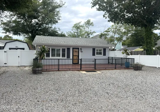 Homes for sale in Oak Island, NC | 113 Nw 12th St, Oak Island, NC 28465 | MLS# 100578739