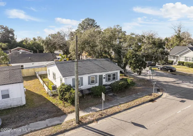 3rd image of 1402 Wooster St, Wilmington, NC 28401 | MLS# 100550233