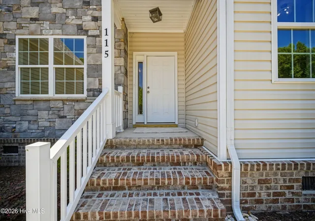 5th image of 403 Pointe Vista Dr, Elizabeth City, NC 27909 | MLS# 100582361