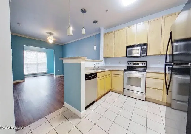 3rd image of 1521 Cadfel Ct #Unit 201, Wilmington, NC 28412 | MLS# 100557211