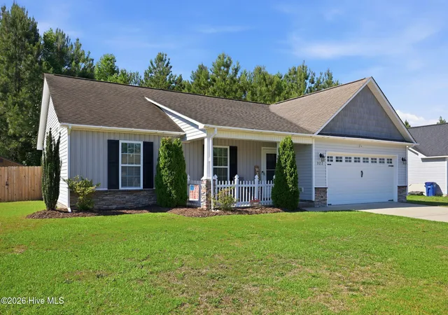 Homes for sale in Ayden, NC | 322 Tamarack Dr, Ayden, NC 28513 | MLS# 100579335