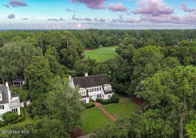 Photo 2 of Single family home for sale at 1517 Country Clb Rd, Wilmington, NC 28403 | MLS# 100595284 | Listing updated on 2026-08-18