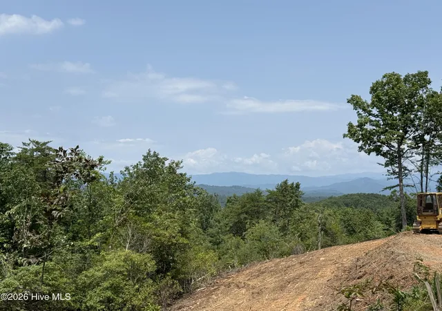 Photo 1 of Land for sale at 7 Avalon Crst St, Murphy, NC 28906 | MLS# 100596885 | Listing updated on 2026-08-18