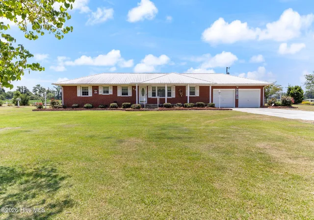 Homes for sale in Bladenboro, NC | 593 Singletary Mill Pond Rd, Bladenboro, NC 28320 | MLS# 100581944