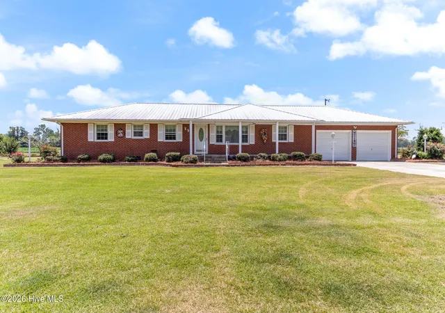 Homes for sale in Bladenboro, NC | 593 Singletary Mill Pond Rd, Bladenboro, NC 28320 | MLS# 100581944