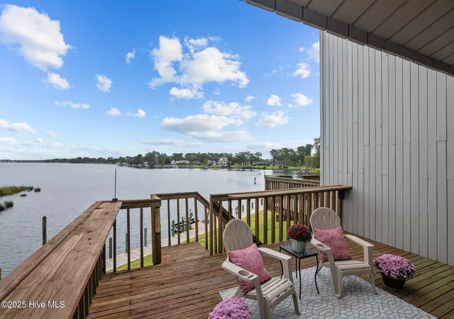 1st image of 24 Batts Hill Rd, New Bern, NC 28562 | MLS# 100570552
